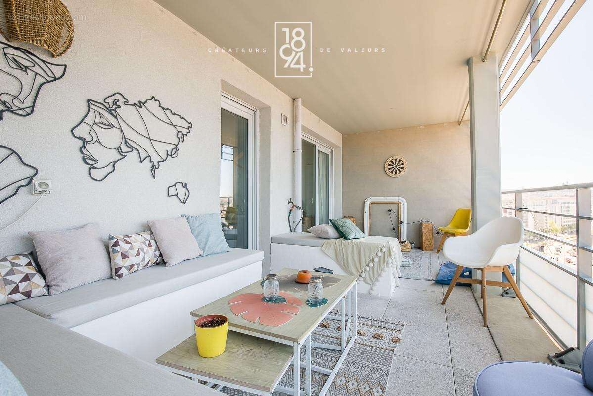 Appartement à MARSEILLE-3E