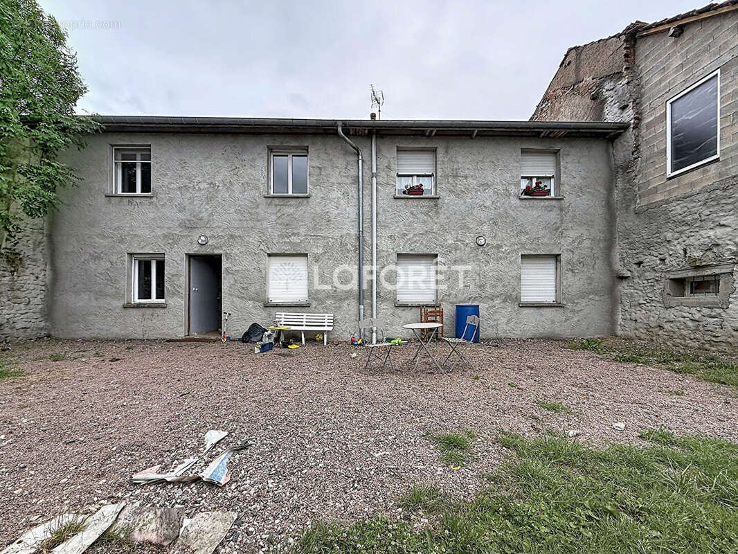 Immeuble de rapport Menil En Xaintois 16 pièce(s) 354 m2 - photo 14