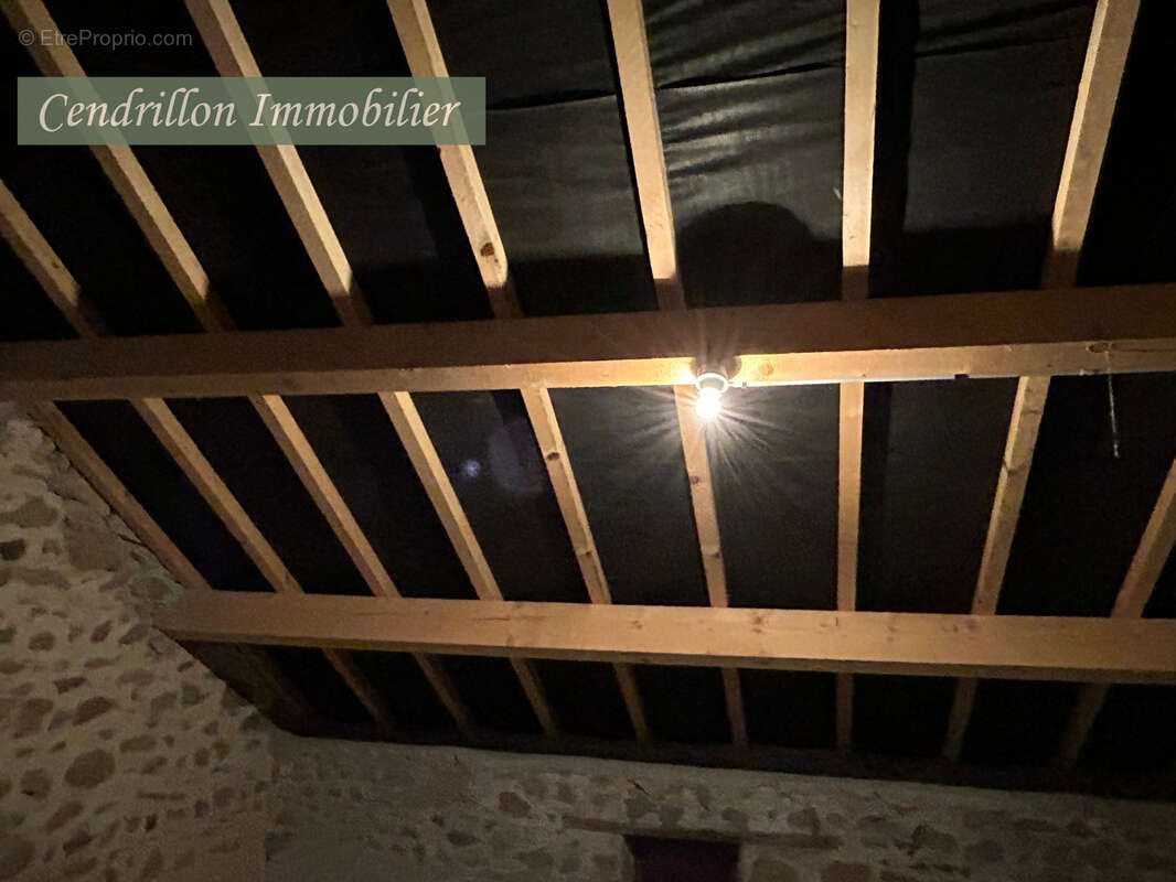 Maison à MONTBOUCHER