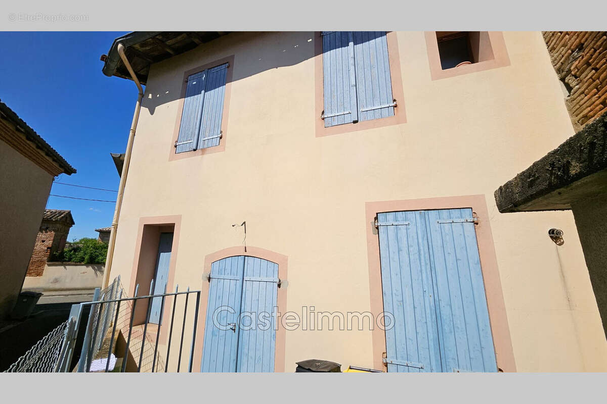 Maison à SAINT-PORQUIER