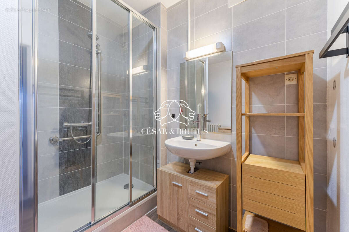 Appartement à LYON-9E