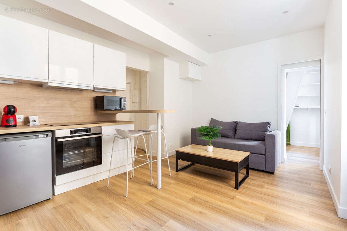 Appartement à PARIS-7E