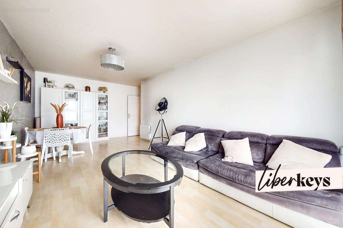 Appartement à COLOMBES
