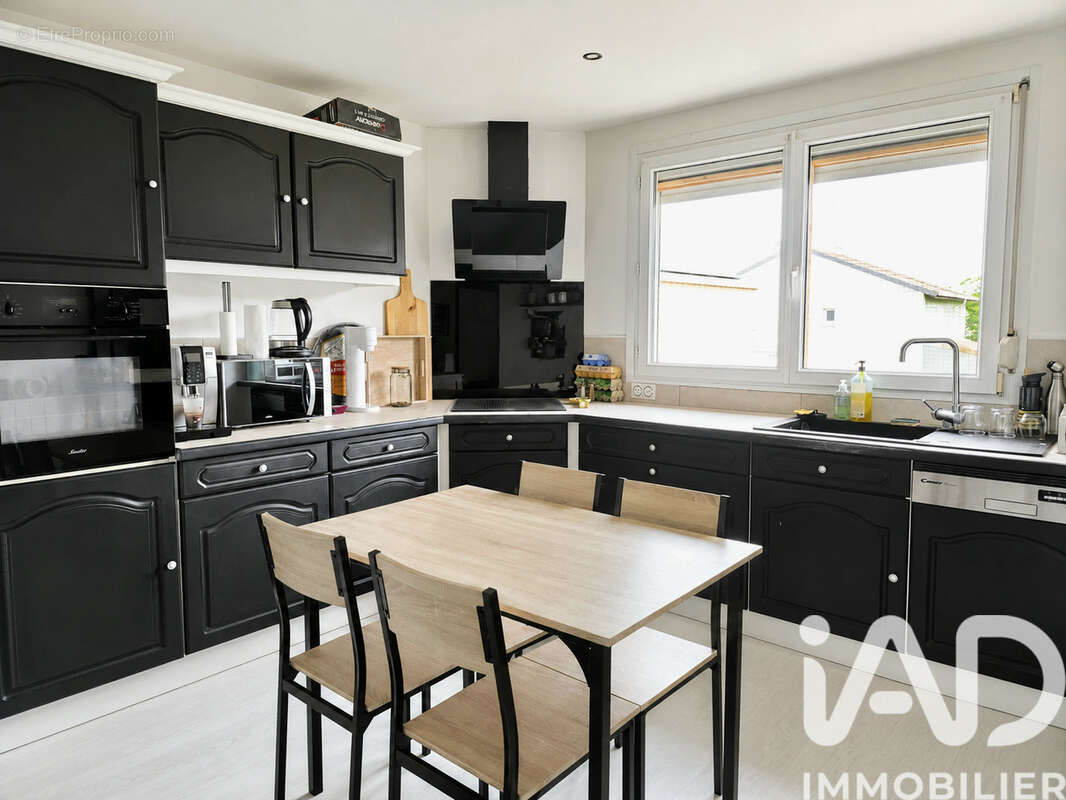 Maison 77 m² à Rosieres-Aux-Salines  - photo 3