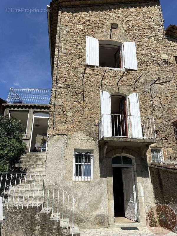 Maison à GENERARGUES