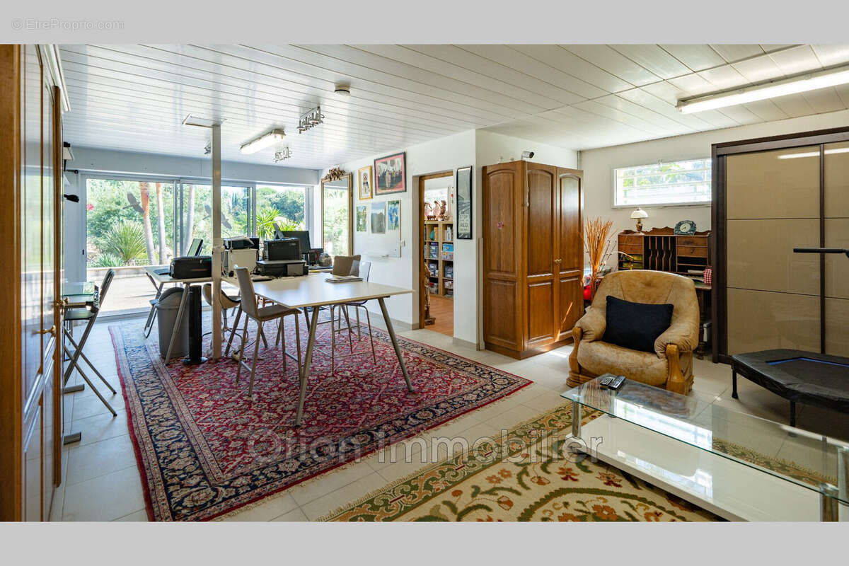 Maison à MANDELIEU-LA-NAPOULE