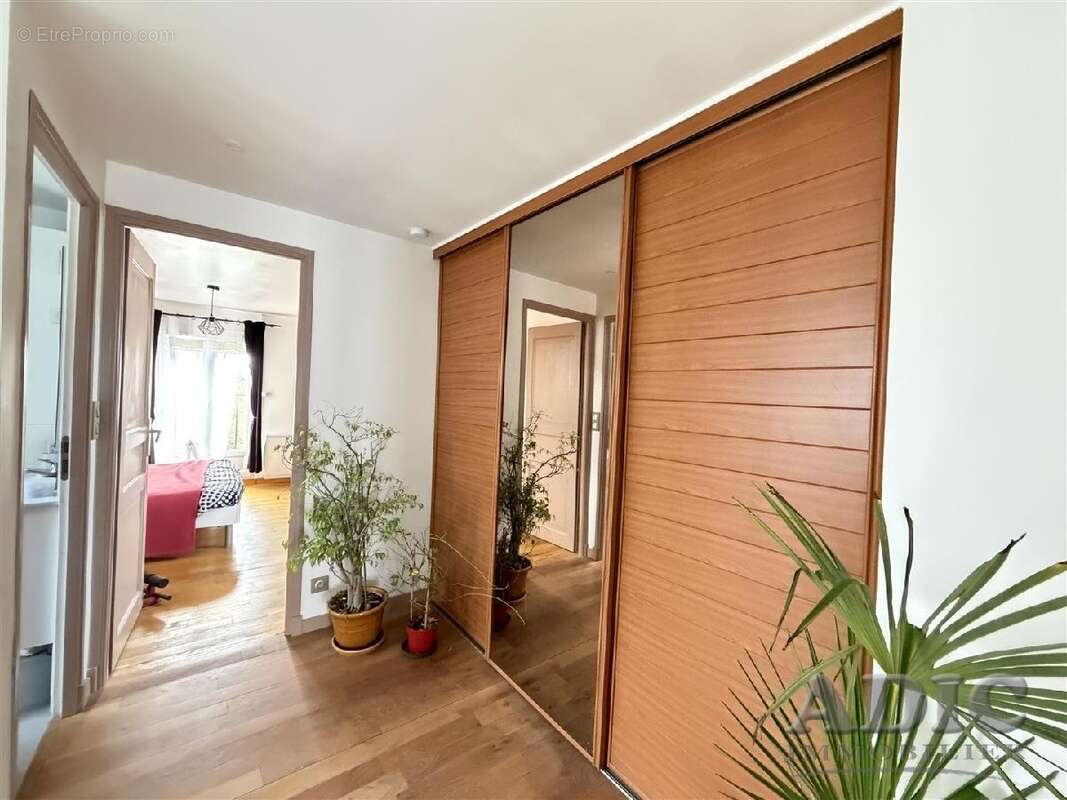 Maison 126 m² à Saint-Soupplets  - photo 11