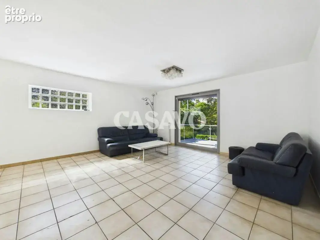 Vente Maison 5 pièces de 134m² - 69130 Écully - photo 6