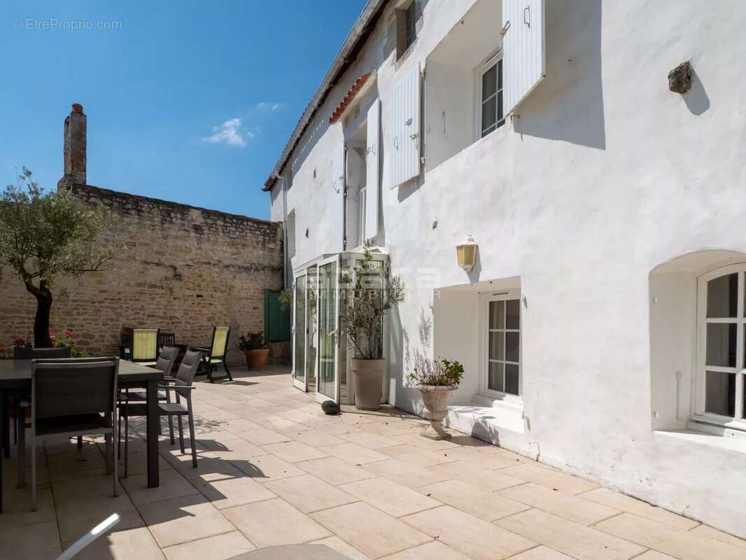 Maison à LE BOIS-PLAGE-EN-RE