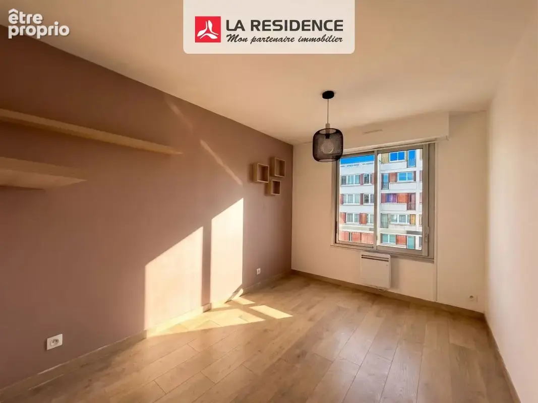 Appartement 3 pièces 62 m² à vendre à Villemomble (93250) - photo 9