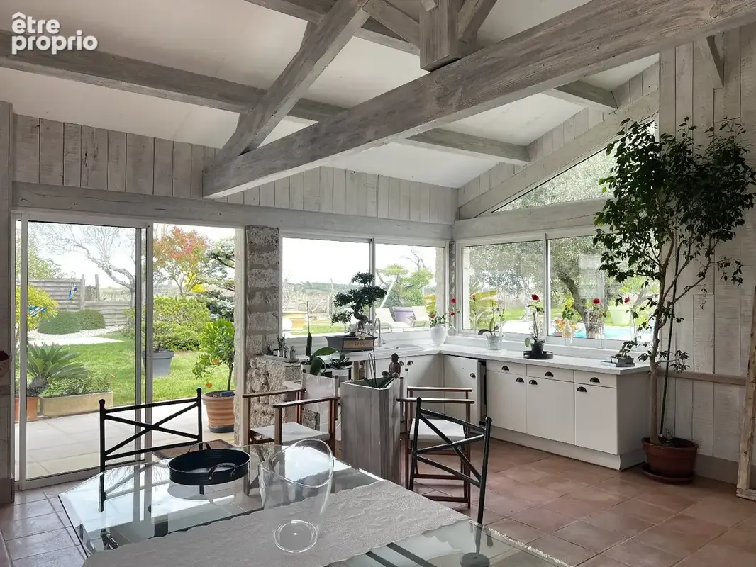 Charmante Maison en Pierre avec Piscine, Vues Panoramiques et Jardin Paisible - photo 6