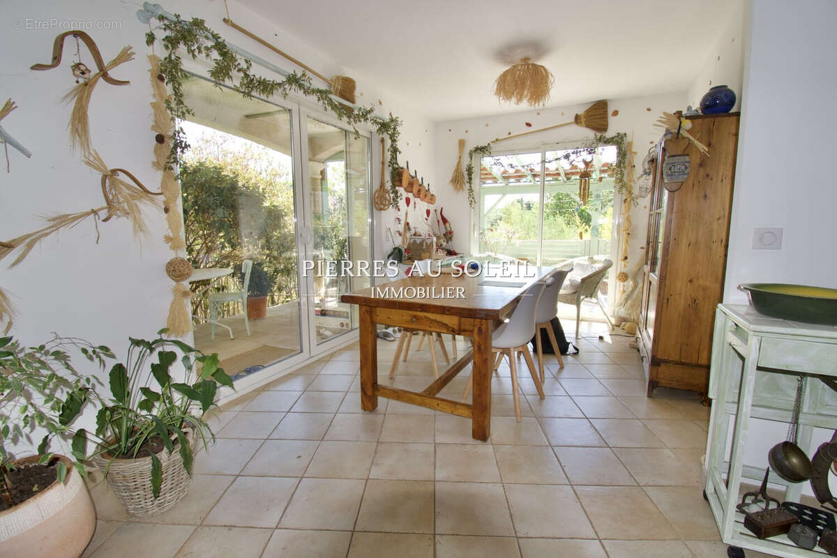Maison 140 m² à La Tour-Sur-Orb  - photo 7