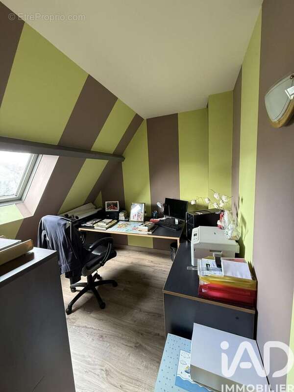Maison 90 m² à Toury-Lurcy  - photo 7