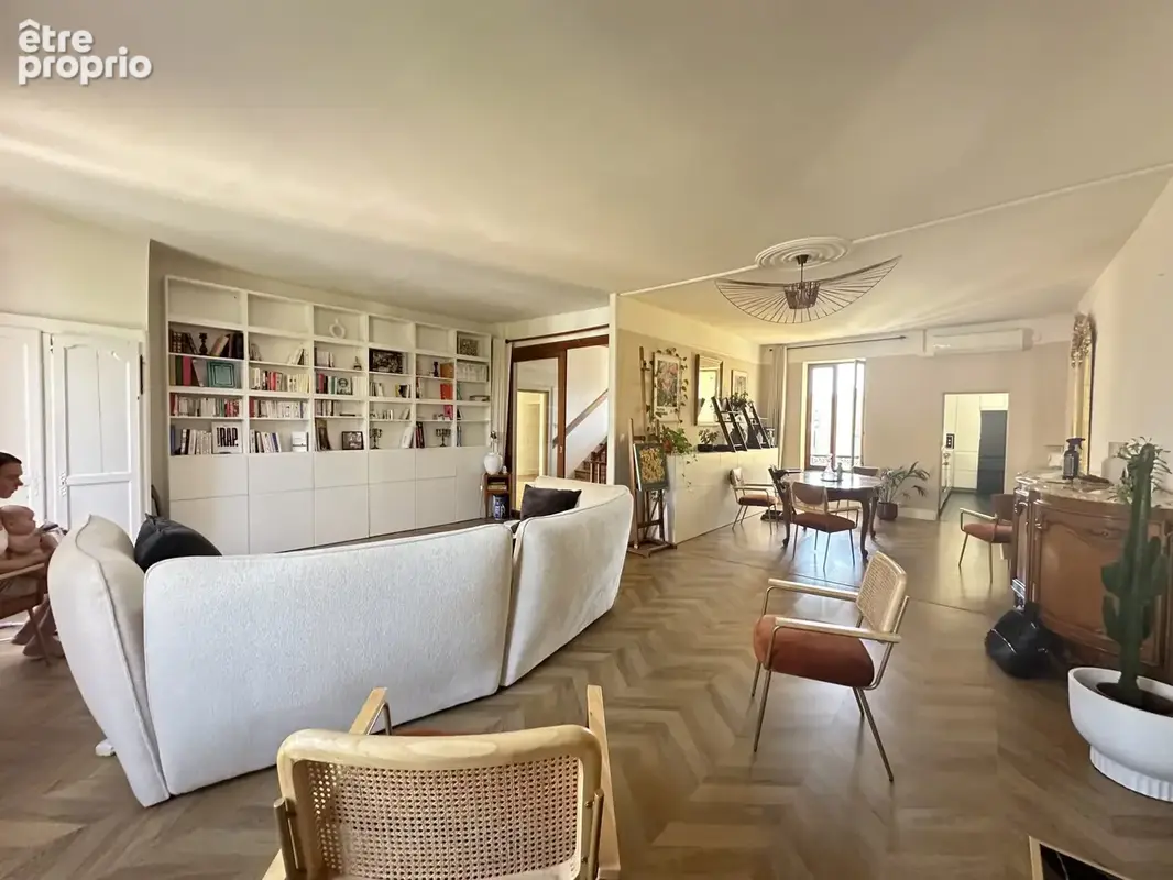 Photo Appartement à Vichy au prix de 353 000€