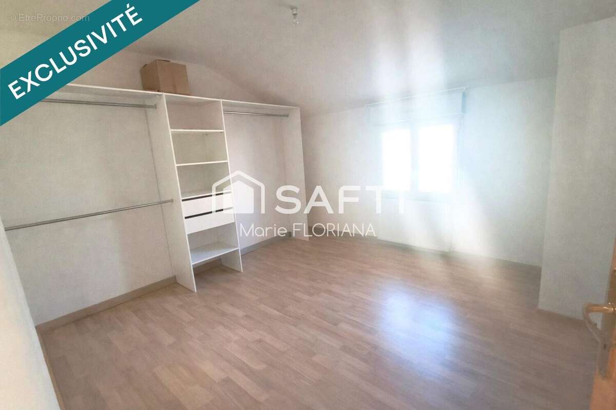 Maison 170 m² à Molinges  - photo 9