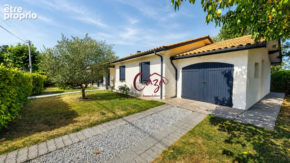 Maison à BEYCHAC-ET-CAILLAU