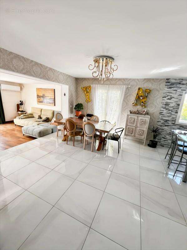 Maison à MIGNE-AUXANCES