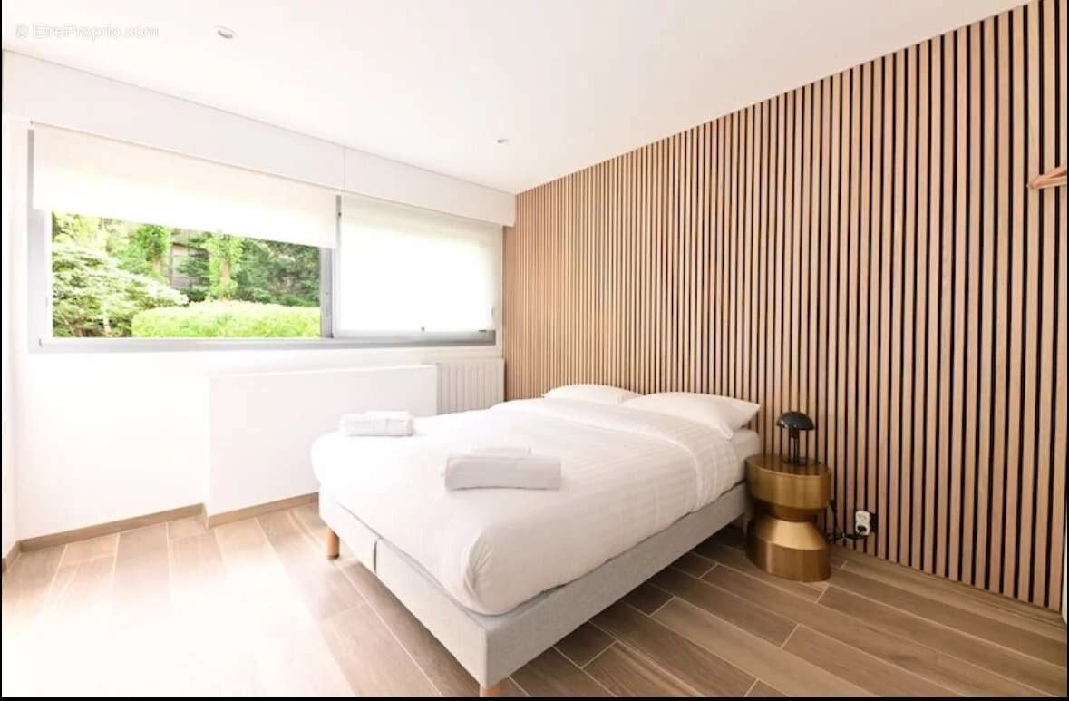 Commerce à PARIS-15E