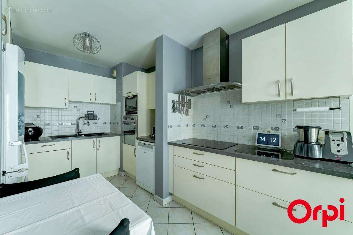 Appartement à CALUIRE-ET-CUIRE