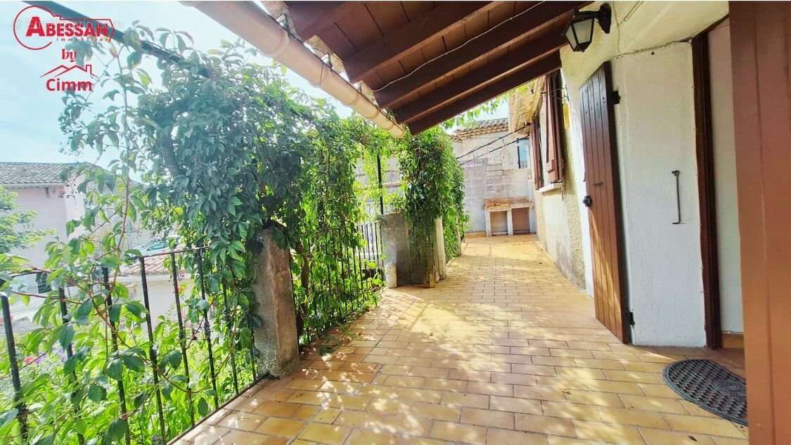 Maison à CANNES-ET-CLAIRAN