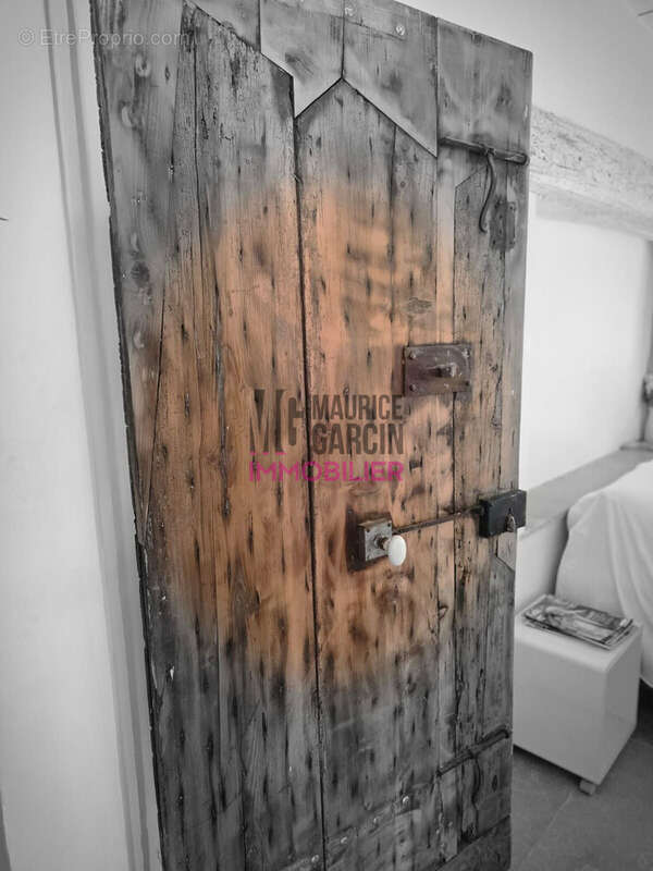 Maison à PERNES-LES-FONTAINES