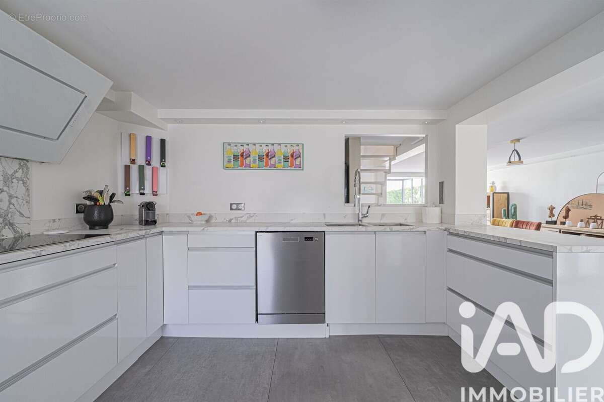 Maison 188 m² à Lagny-Sur-Marne  - photo 6