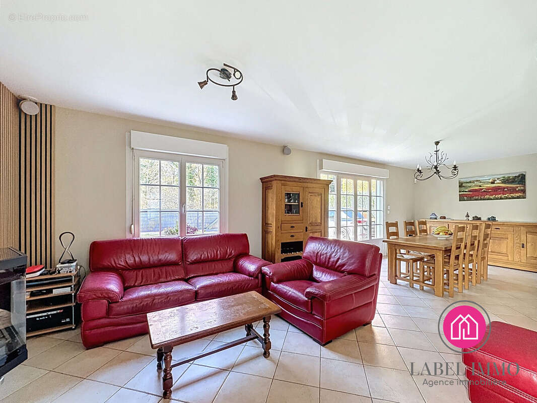 Maison à FRESNES-SUR-ESCAUT