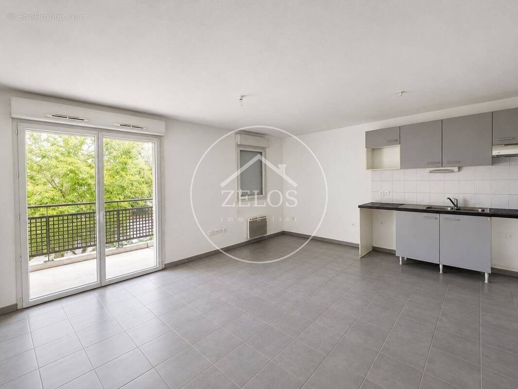Appartement à AMBES