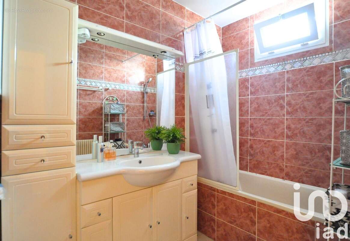 Photo 8 - Appartement à POISSY