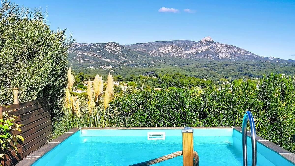 Photo 1 - Maison à LA PENNE-SUR-HUVEAUNE