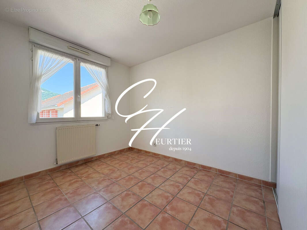 Appartement 99 m² à Voiron  - photo 7