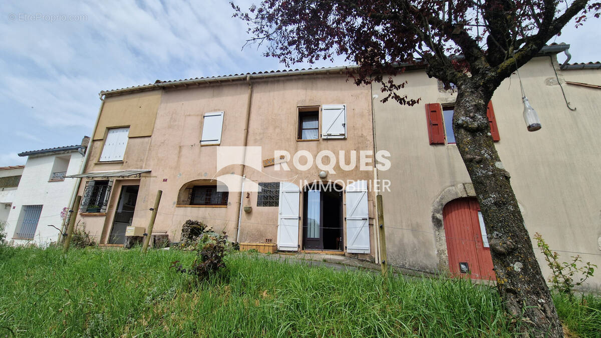 Maison à CORNUS