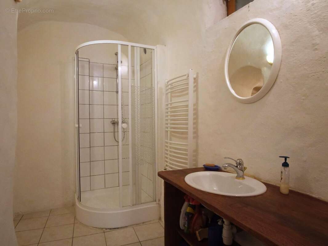 Maison à VIEUSSAN