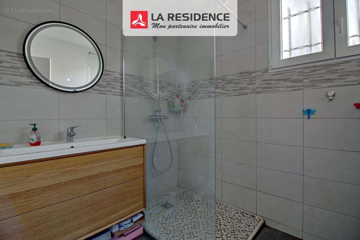 Maison 107 m² à Poissy  - photo 7