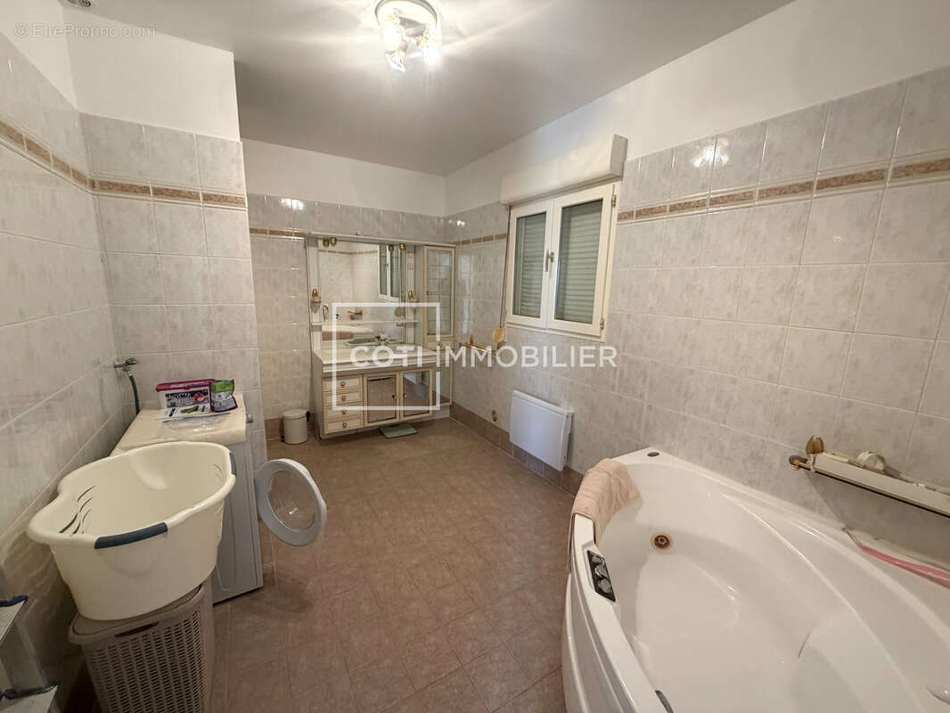 Tizzano - maison en pierre vue mer - 130m2 - photo 9