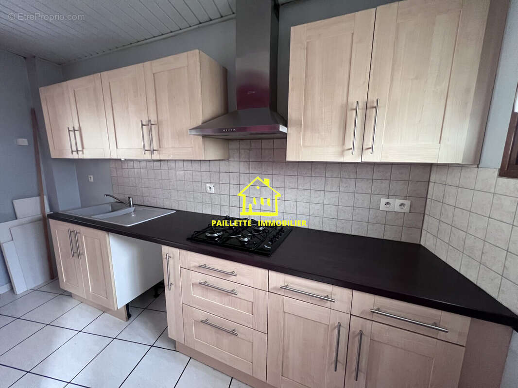 Maison 53 m² à Lillebonne  - photo 2