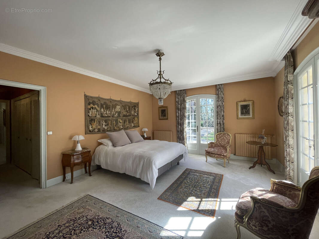 Maison à GARAT