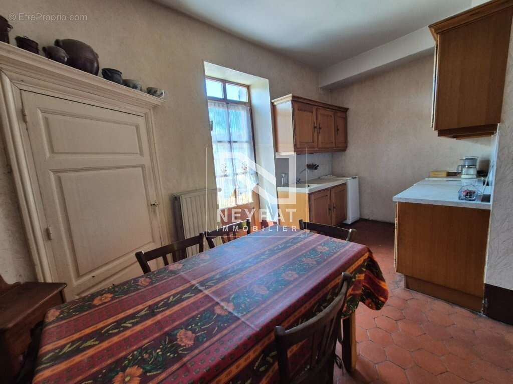 Maison 144 m² à Change  - photo 5