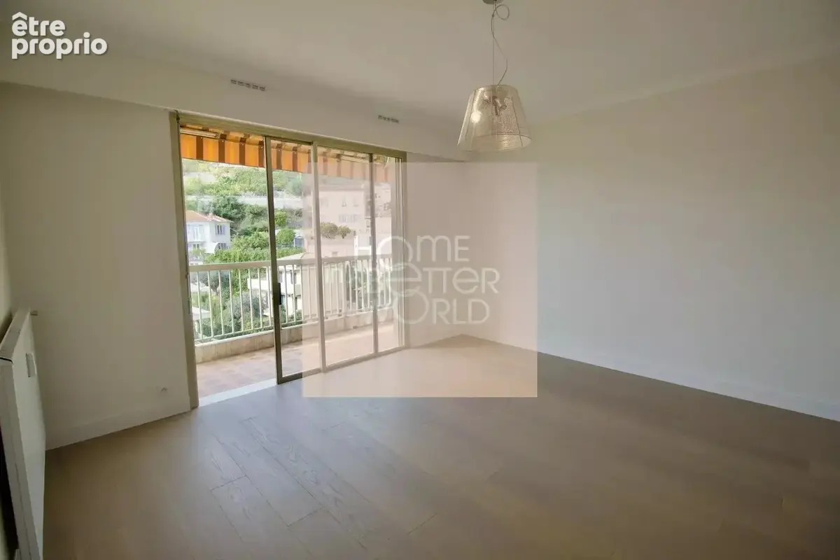 Magnifique 2 Pièces Dernier Étage avec Terrasse, Vue Dégagée & Garage en Option - photo 4
