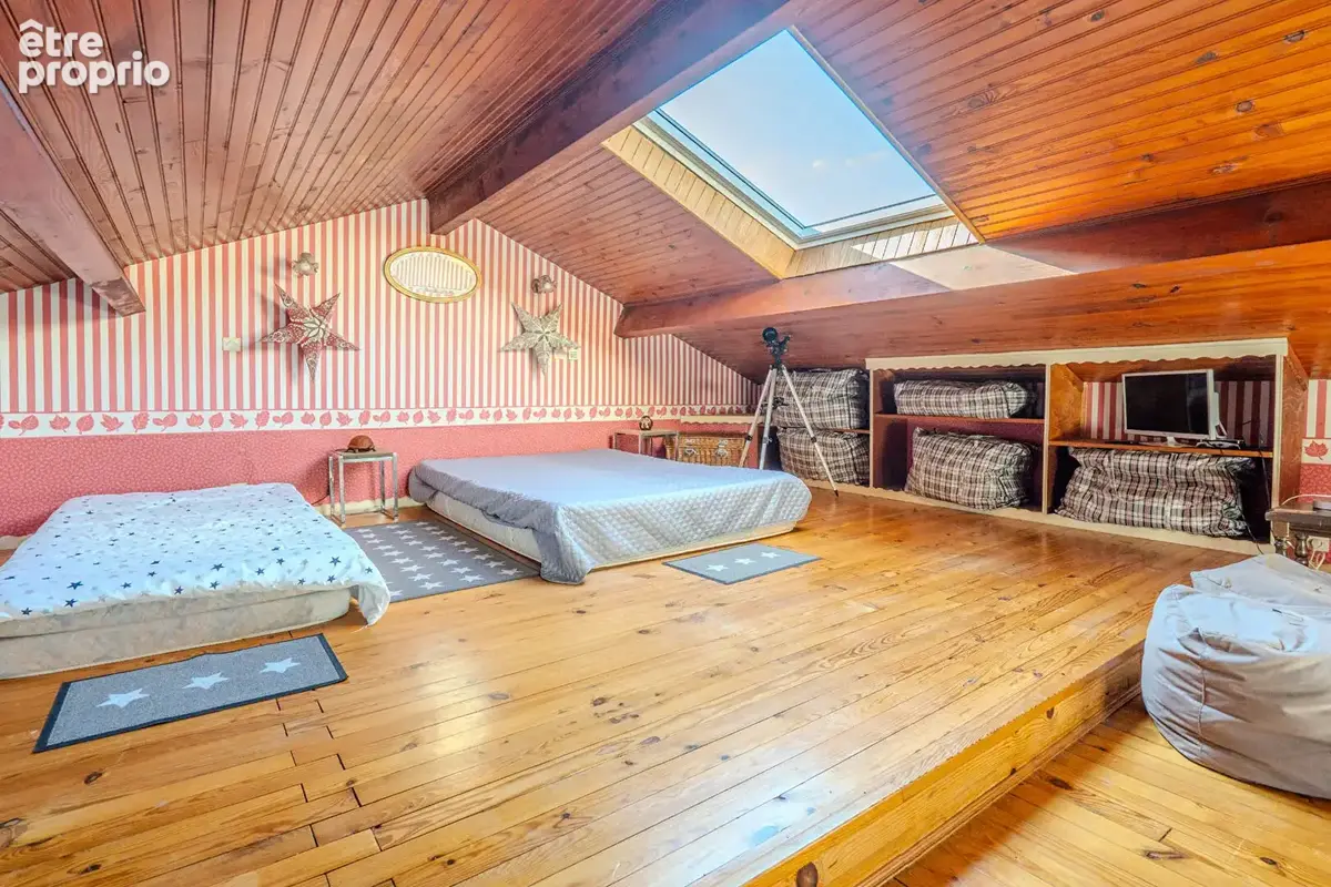 Bas Floirac / Bordeaux - Maison de 200 m² avec jardin et garage - photo 14