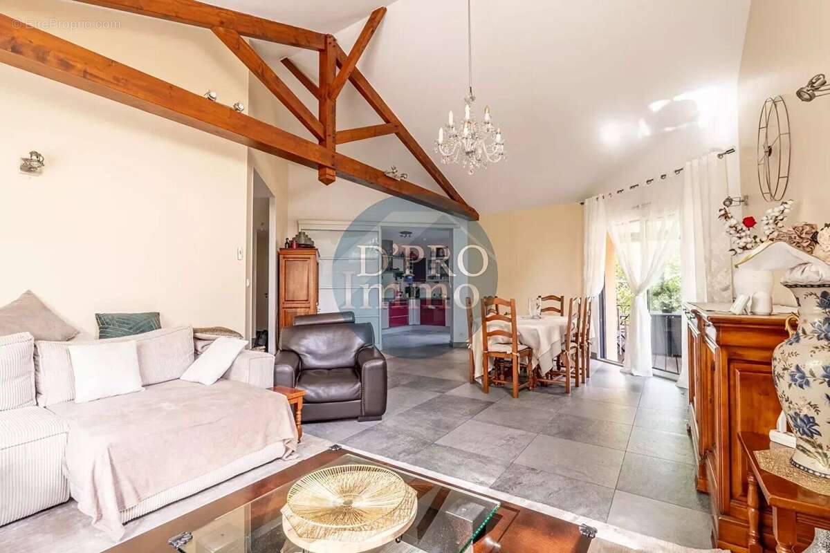 Maison spacieuse de 6 pièces à vendre à Vertou - Rare sur le marché ! - photo 5
