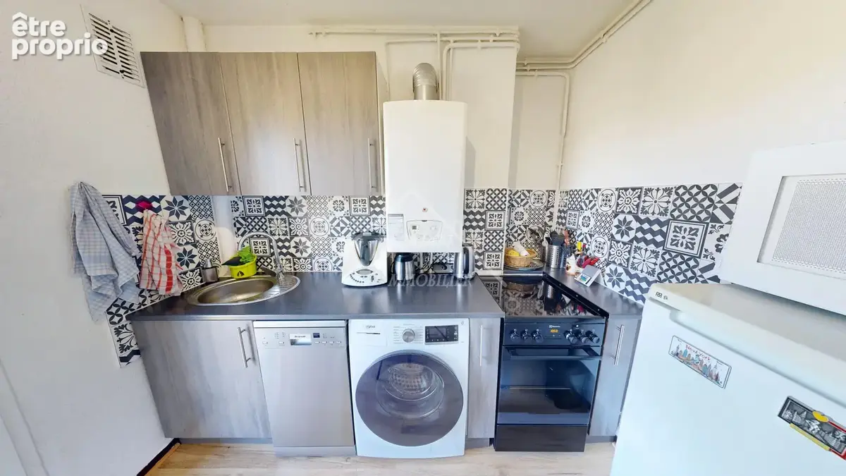 Appartement trois chambres dans quartier calme - photo 4