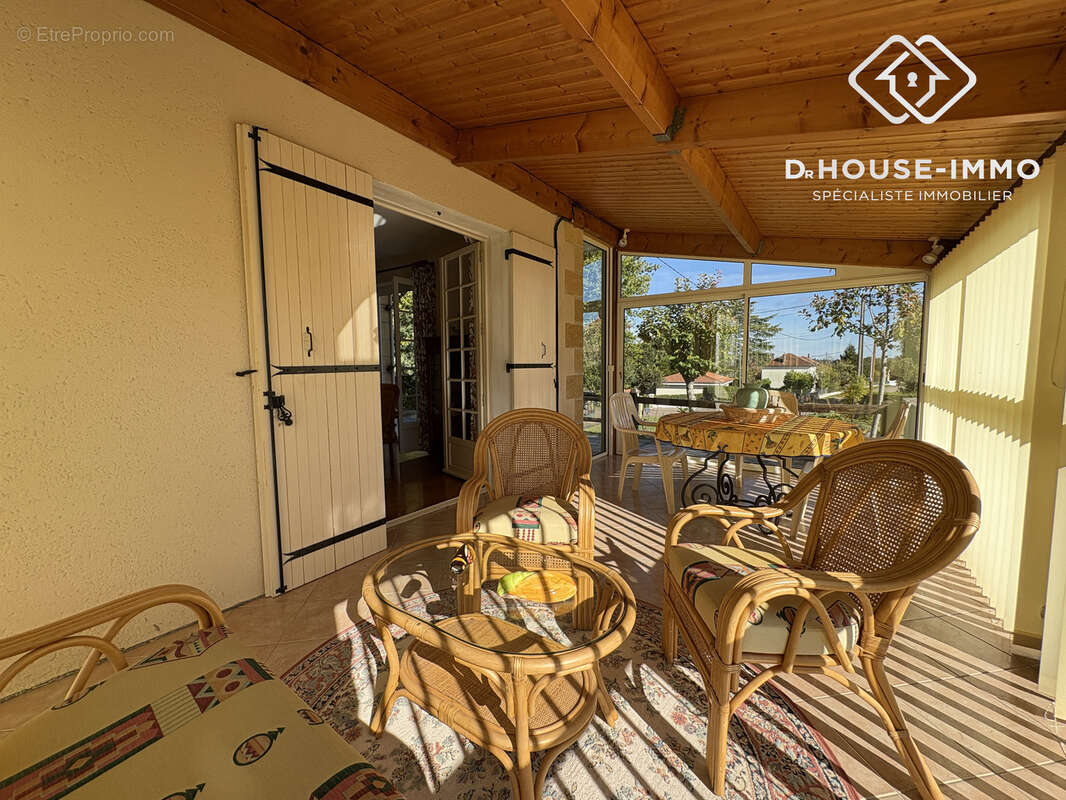 Maison à SAINT-SAUD-LACOUSSIERE