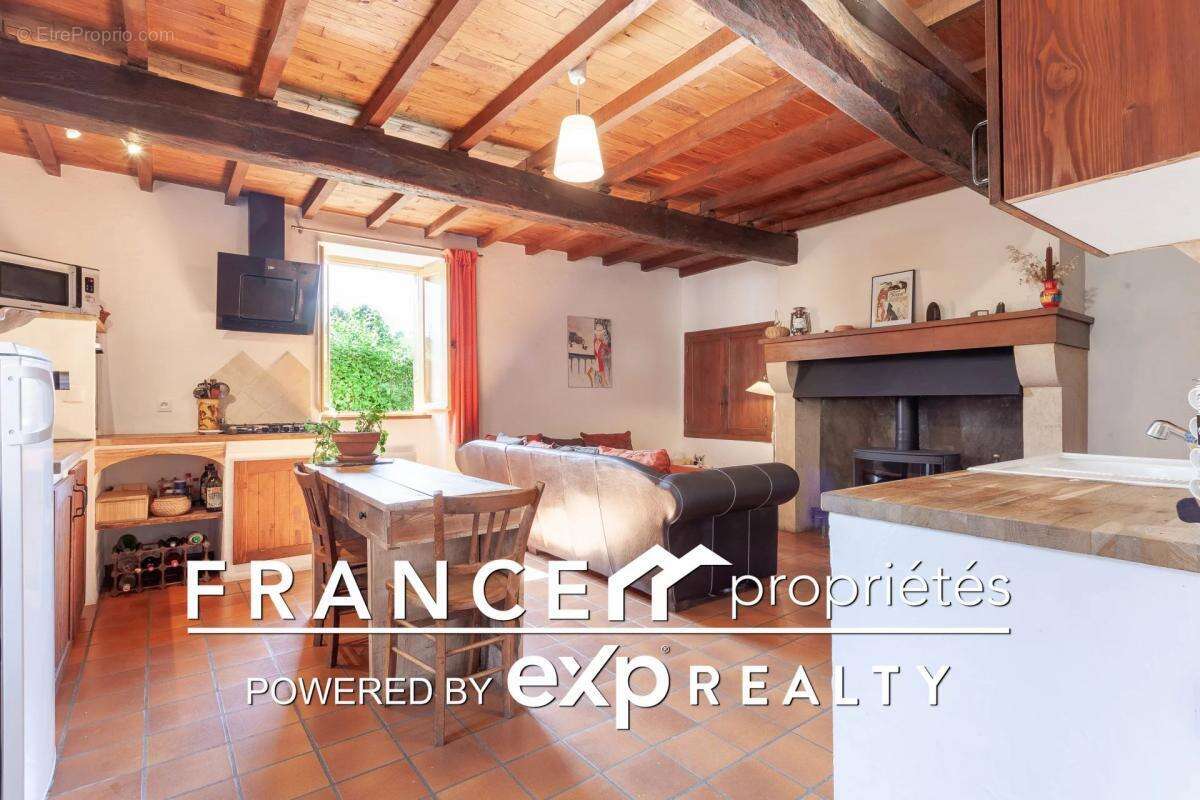 Maison à SALIES-DU-SALAT