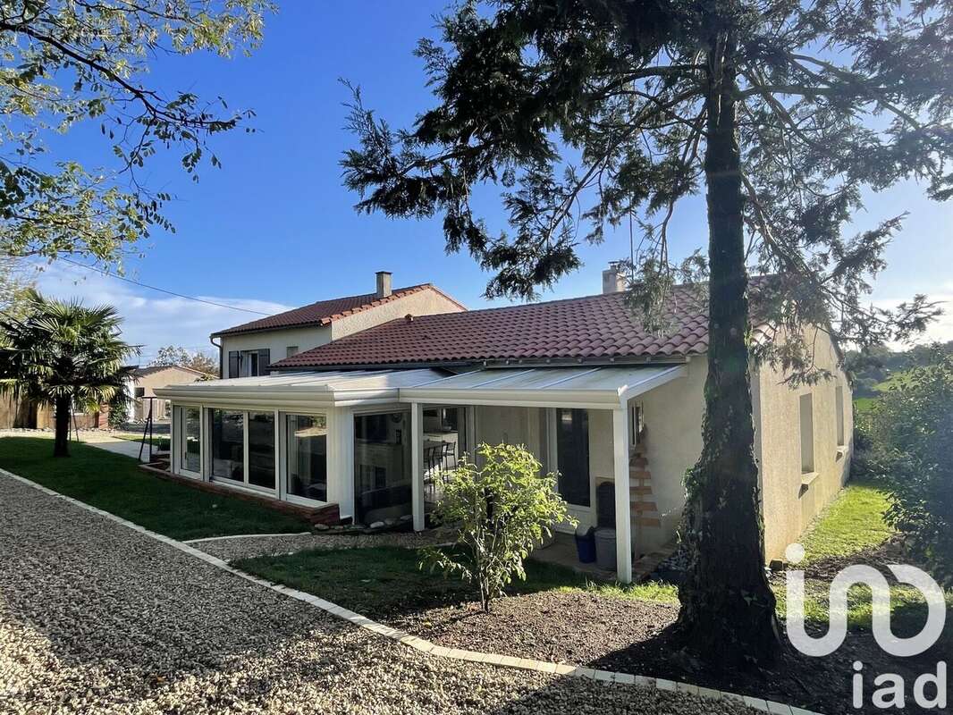 Photo 2 - Maison à MONTOURNAIS