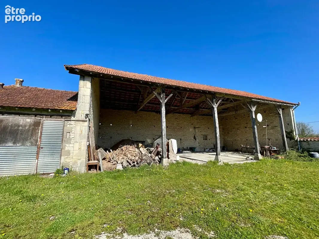 Ensemble de 2 maisons habitables et une maison à rénovée - photo 6