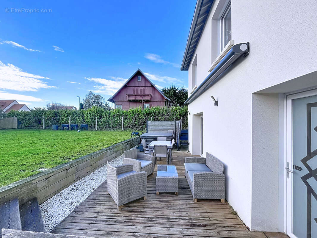 Maison à MERVILLE-FRANCEVILLE-PLAGE