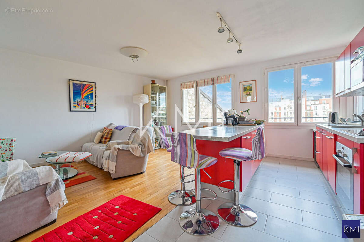 Appartement à PARIS-20E