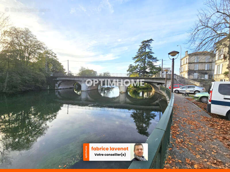 Appartement à GOND-PONTOUVRE