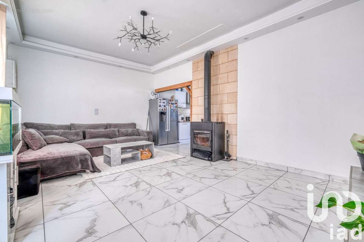 Photo 3 - Maison à VARREDDES